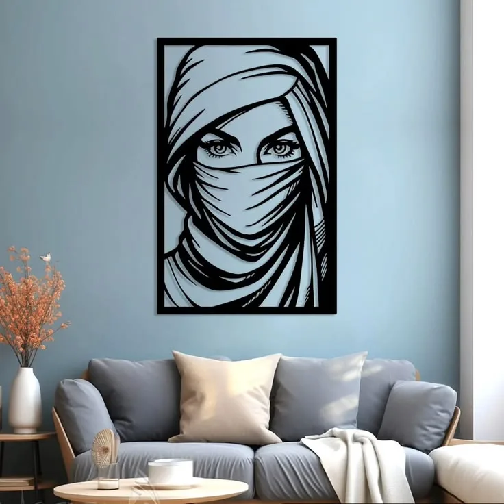 Femme Voilée Regard Intense