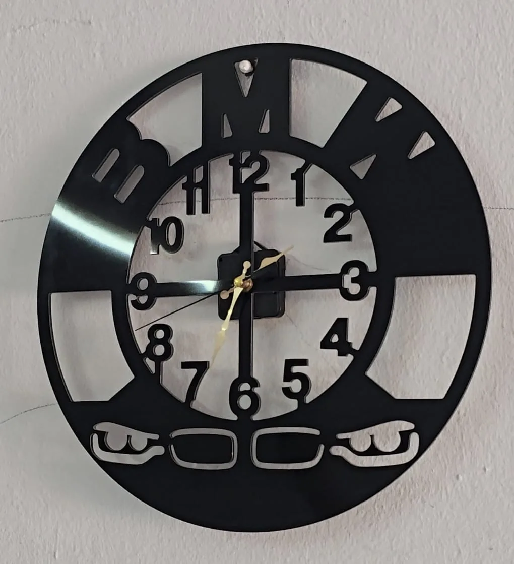 Horloge BMW — vue principale